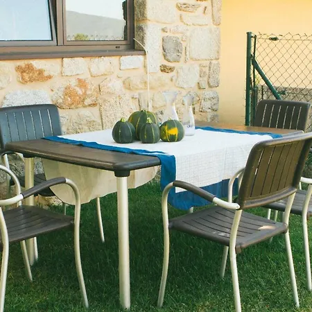 Holiday home Charming With Shared Pool In Pontevedra Redondela